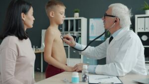 80,000 Children in England Face Year-Long NHS Community Care Waits, CQC Warns