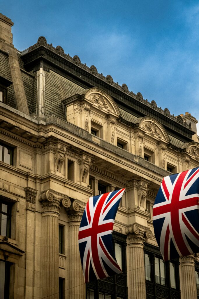 UK Firms Issue 65 Profit Warnings as Costs and Uncertainty Rise